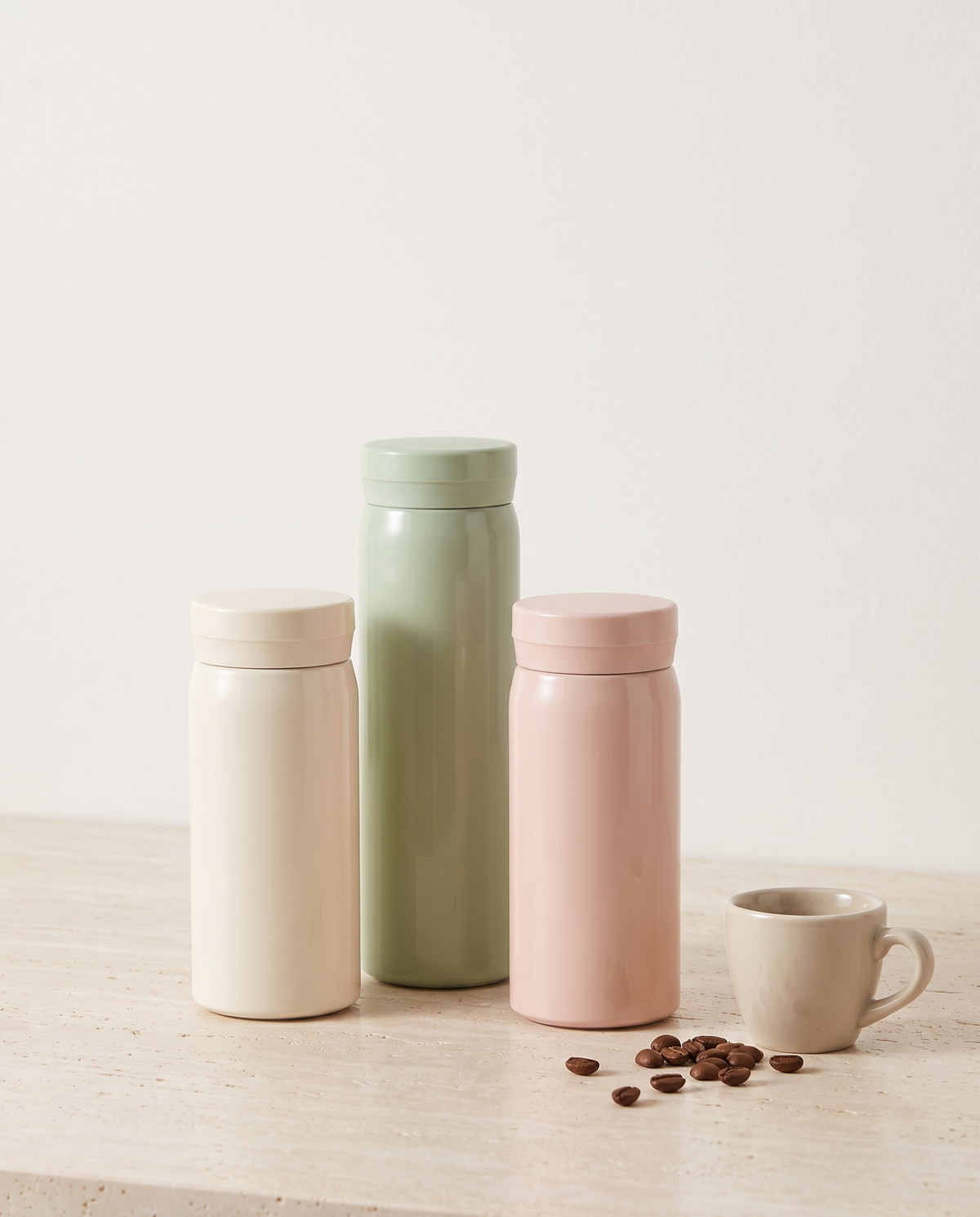WELLURIA mini thermal cups in sage, blush and cream